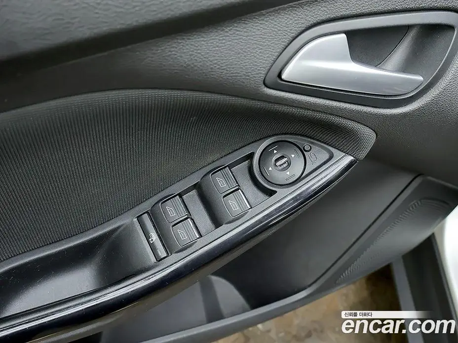 Ford Focus 2014 2.0 автомат (гидро), фото 15