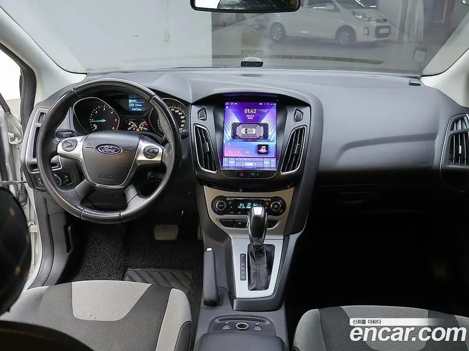Ford Focus 2014 2.0 автомат (гидро), фото 5