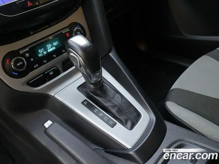 Ford Focus 2014 2.0 автомат (гидро), фото 10