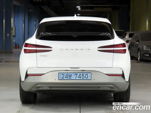 Genesis GV60 2022 0.1 автомат (гидро), миниатюра 3 Genesis GV60 2022 0.1 автомат (гидро), миниатюра 3