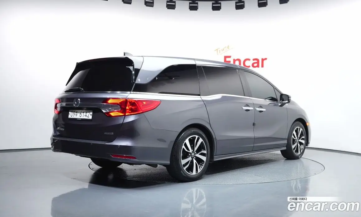 Honda Odyssey 2019 3.5 автомат (гидро), фото 2 Honda Odyssey 2019 3.5 автомат (гидро), фото 2