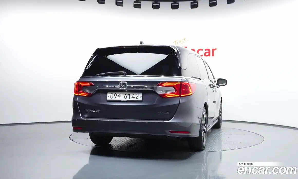 Honda Odyssey 2019 3.5 автомат (гидро), фото 4 Honda Odyssey 2019 3.5 автомат (гидро), фото 4