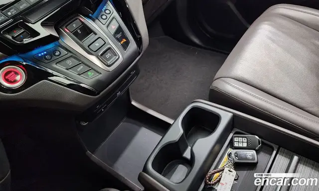 Honda Odyssey 2019 3.5 автомат (гидро), миниатюра 9 Honda Odyssey 2019 3.5 автомат (гидро), миниатюра 9