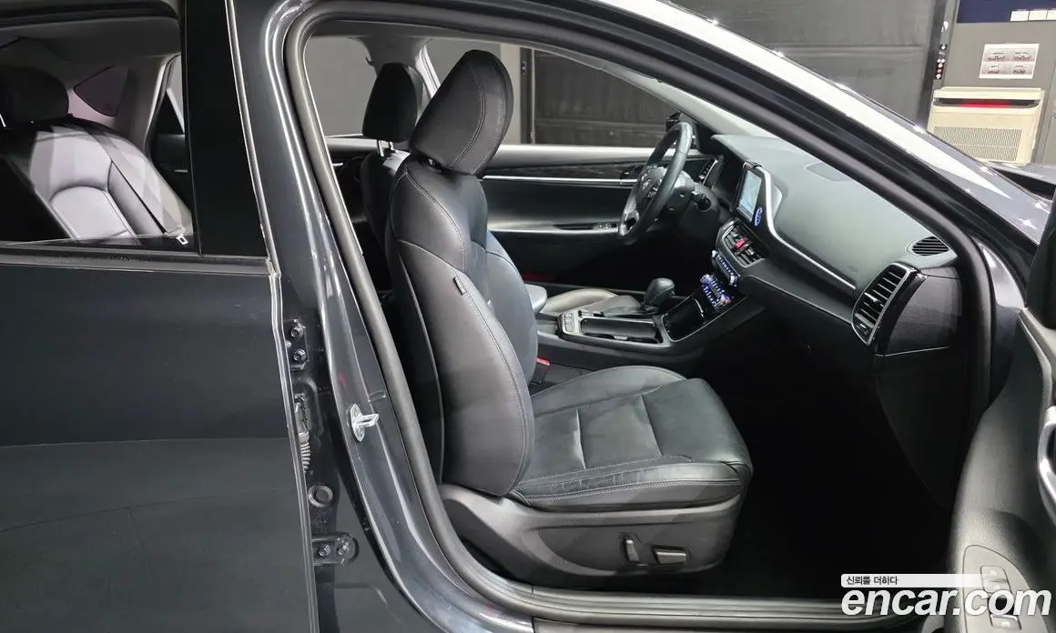 Hyundai Grandeur 2019 2.4 автомат (гидро), фото 12 Hyundai Grandeur 2019 2.4 автомат (гидро), фото 12