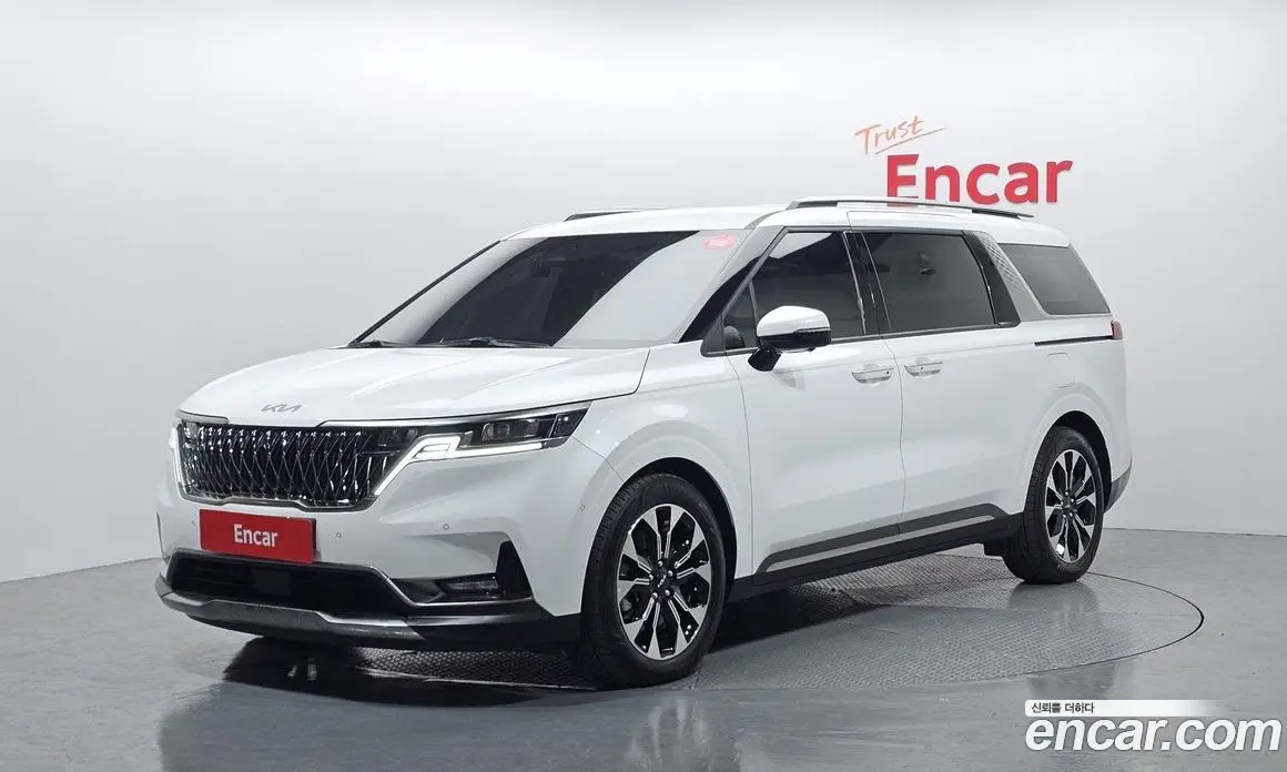 Kia Carnival 2022 2.2 автомат (гидро), фото 1 Kia Carnival 2022 2.2 автомат (гидро), фото 1