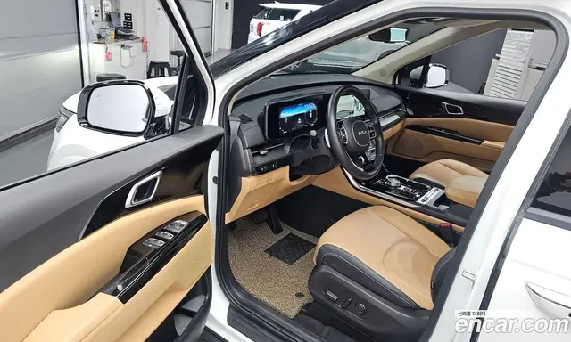 Kia Carnival 2022 2.2 автомат (гидро), миниатюра 10 Kia Carnival 2022 2.2 автомат (гидро), миниатюра 10