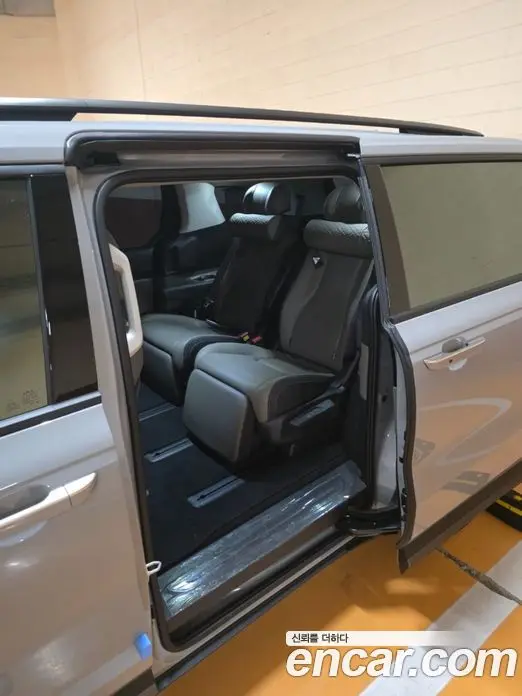 Kia Carnival 2026 1.6 автомат (гидро), миниатюра 8