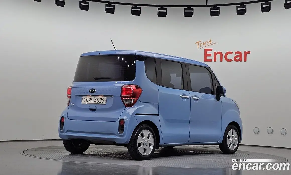 Kia Ray 2019 1.0 автомат (гидро), фото 2 Kia Ray 2019 1.0 автомат (гидро), фото 2