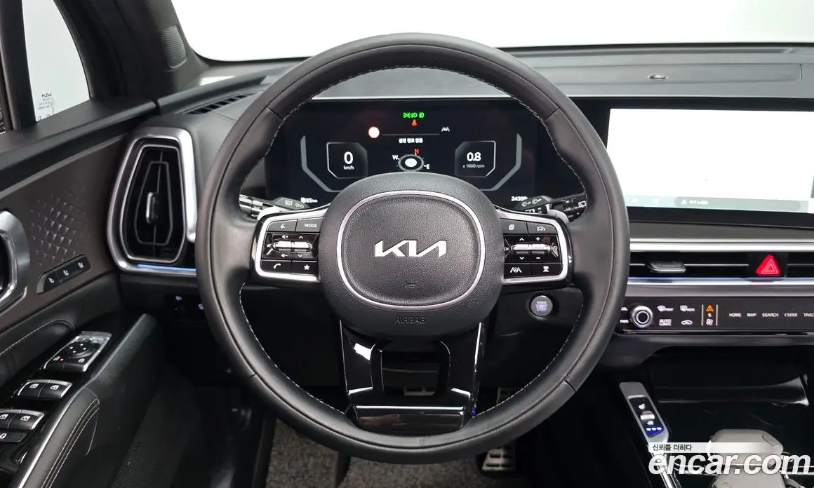Kia Sorento 2023 2.5 автомат (гидро), фото 13