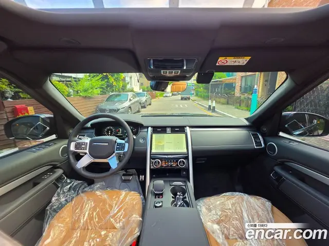 Land Rover Discovery 2025 3.0 автомат (гидро), миниатюра 7