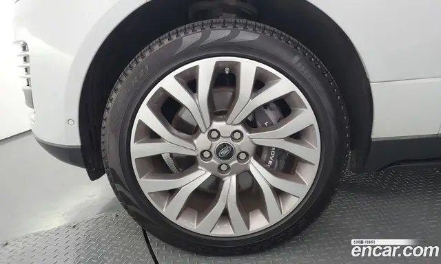 Land Rover Range Rover 2018 4.4 автомат (гидро), миниатюра 5 Land Rover Range Rover 2018 4.4 автомат (гидро), миниатюра 5