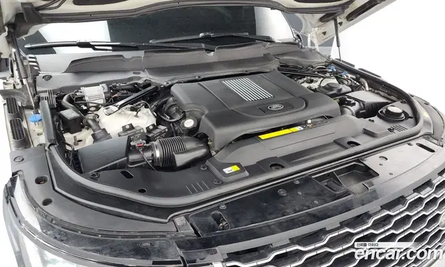 Land Rover Range Rover 2018 4.4 автомат (гидро), миниатюра 6 Land Rover Range Rover 2018 4.4 автомат (гидро), миниатюра 6