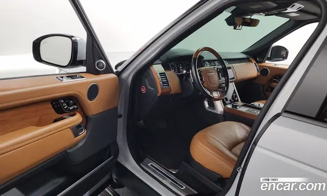 Land Rover Range Rover 2018 4.4 автомат (гидро), миниатюра 10 Land Rover Range Rover 2018 4.4 автомат (гидро), миниатюра 10