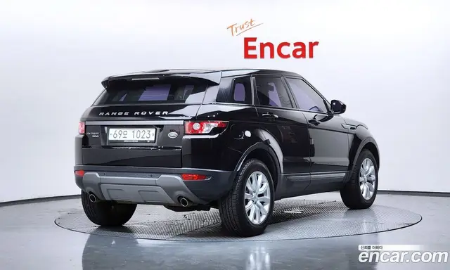 Land Rover Range Rover Evoque 2015 2.2 автомат (гидро), миниатюра 2 Land Rover Range Rover Evoque 2015 2.2 автомат (гидро), миниатюра 2