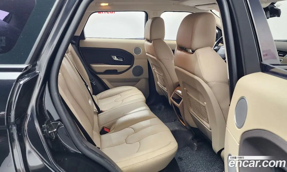 Land Rover Range Rover Evoque 2015 2.2 автомат (гидро), фото 11 Land Rover Range Rover Evoque 2015 2.2 автомат (гидро), фото 11