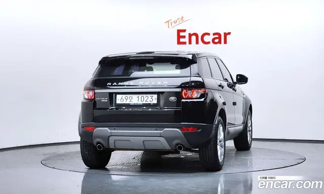Land Rover Range Rover Evoque 2015 2.2 автомат (гидро), миниатюра 4 Land Rover Range Rover Evoque 2015 2.2 автомат (гидро), миниатюра 4