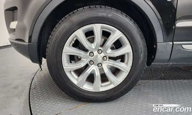 Land Rover Range Rover Evoque 2015 2.2 автомат (гидро), миниатюра 5 Land Rover Range Rover Evoque 2015 2.2 автомат (гидро), миниатюра 5