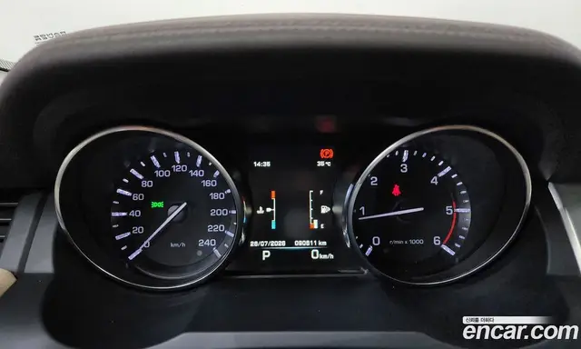 Land Rover Range Rover Evoque 2015 2.2 автомат (гидро), миниатюра 8 Land Rover Range Rover Evoque 2015 2.2 автомат (гидро), миниатюра 8