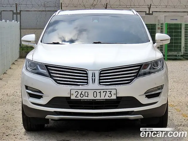 Lincoln MKC, 2016, 69 507 км