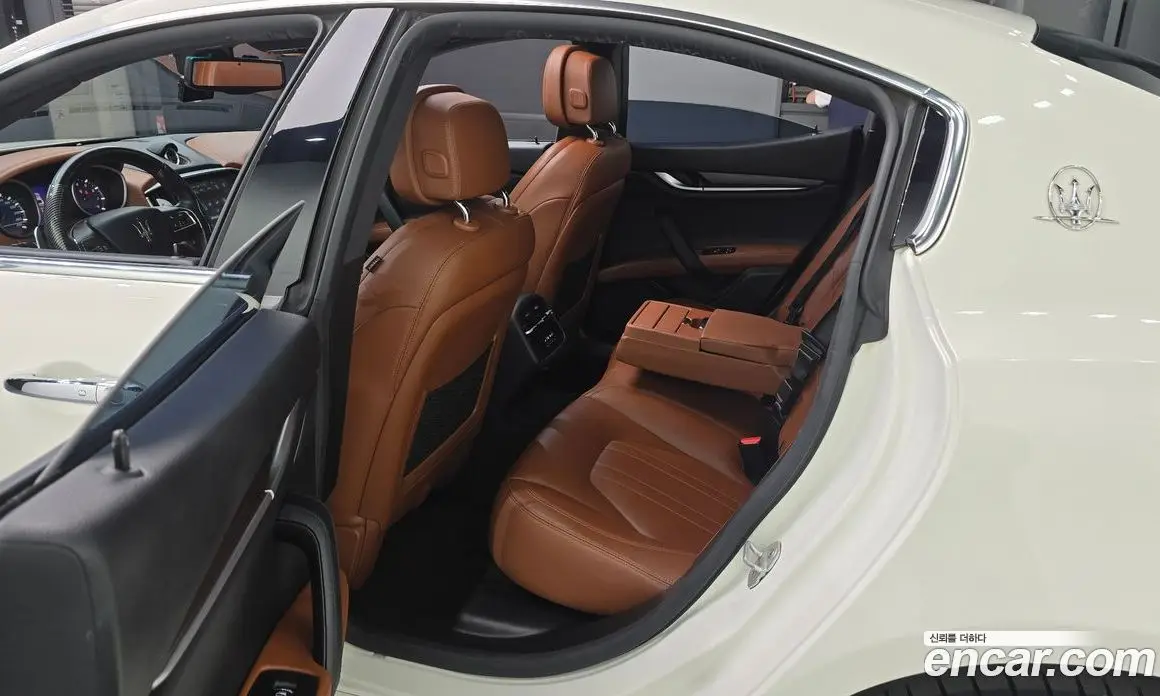 Maserati Ghibli 2016 3.0 автомат (гидро), фото 11