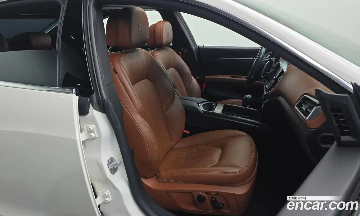 Maserati Ghibli 2016 3.0 автомат (гидро), фото 12