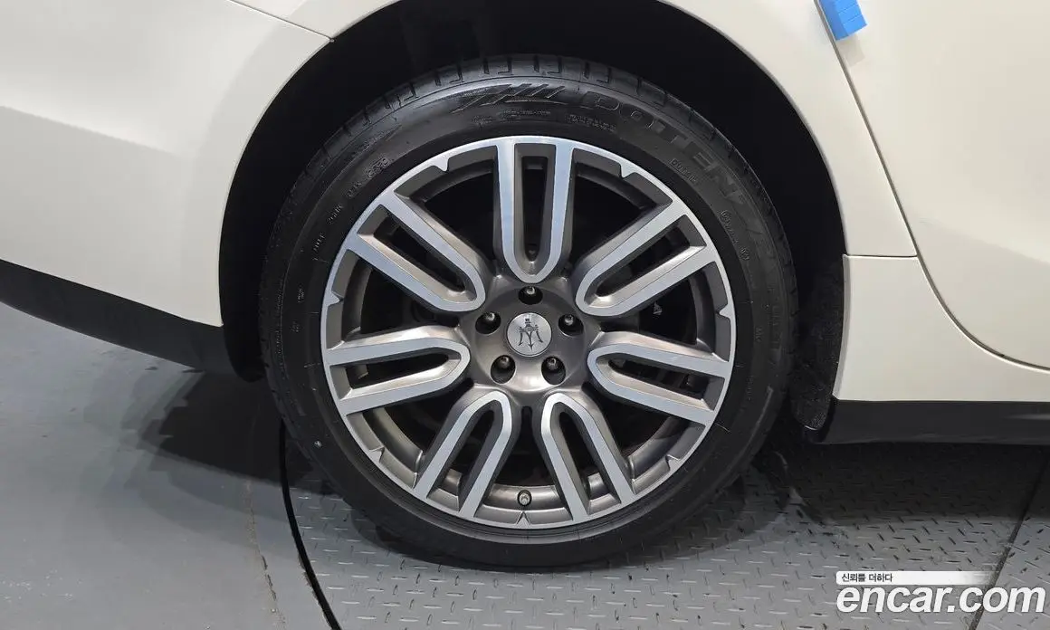 Maserati Ghibli 2016 3.0 автомат (гидро), фото 5