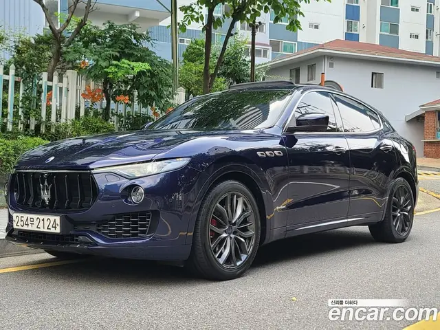 Maserati Levante, 2018, 130 579 км
