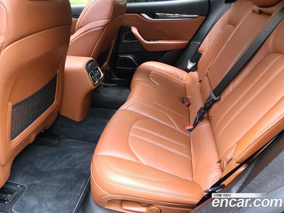 Maserati Levante 2018 3.0 автомат (гидро), фото 11