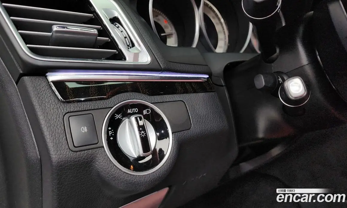 Mercedes-Benz E-Class 2014 2.0 автомат (гидро), фото 17