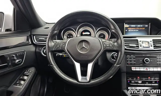 Mercedes-Benz E-Class 2015 2.0 автомат (гидро), миниатюра 12