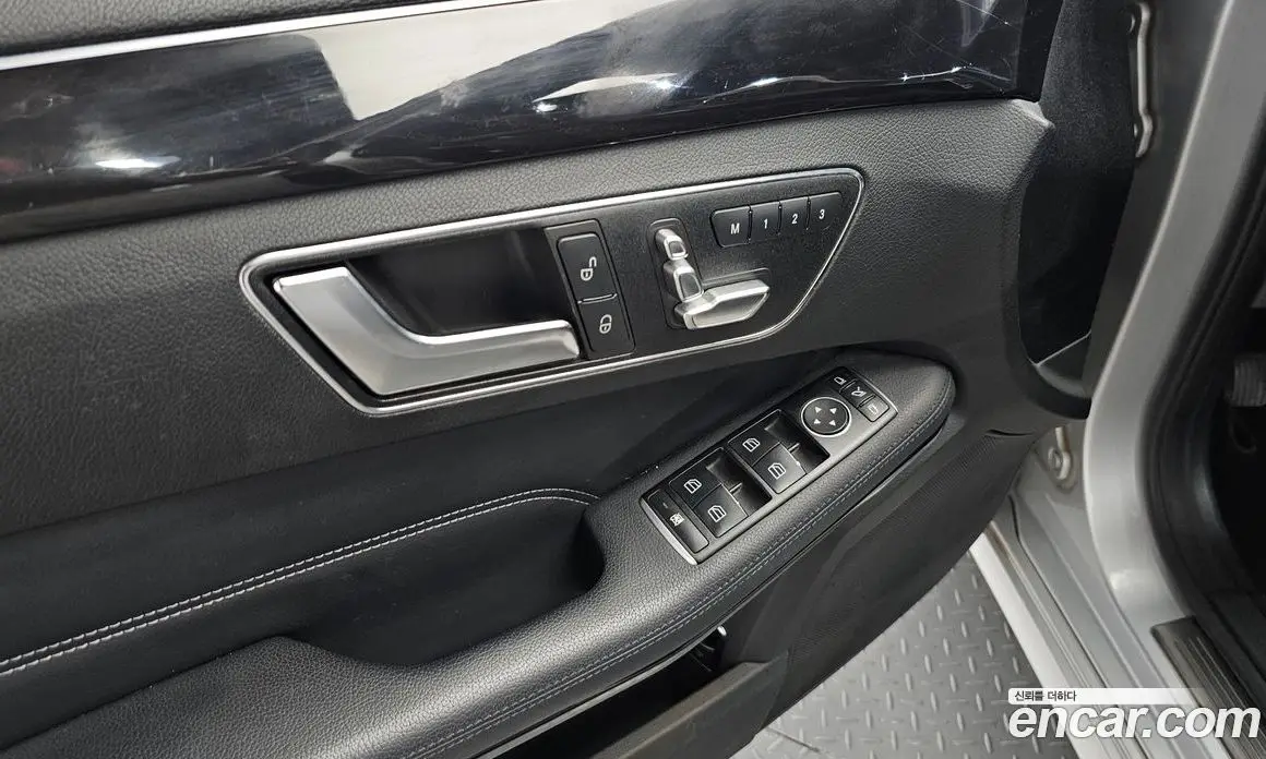 Mercedes-Benz E-Class 2015 2.0 автомат (гидро), фото 14 Mercedes-Benz E-Class 2015 2.0 автомат (гидро), фото 14