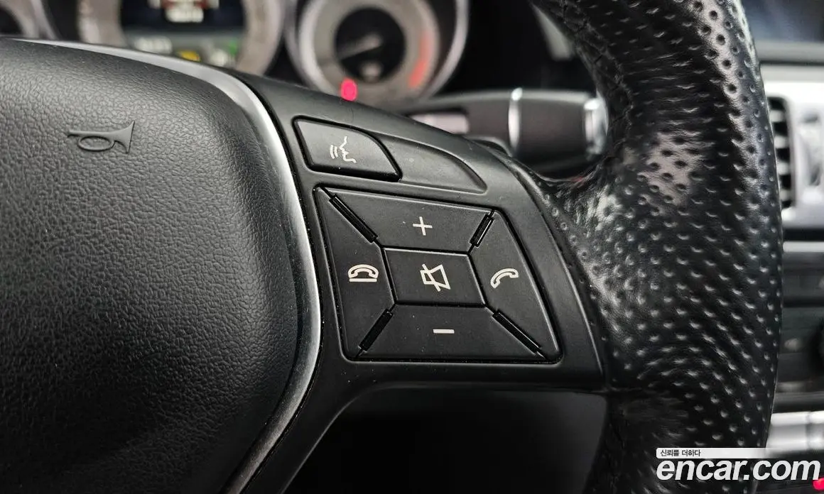 Mercedes-Benz E-Class 2015 2.0 автомат (гидро), фото 16 Mercedes-Benz E-Class 2015 2.0 автомат (гидро), фото 16