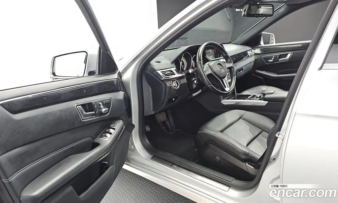 Mercedes-Benz E-Class 2015 2.0 автомат (гидро), фото 10 Mercedes-Benz E-Class 2015 2.0 автомат (гидро), фото 10