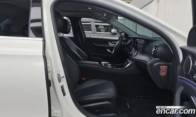 Mercedes-Benz E-Class 2016 1.9 автомат (гидро), миниатюра 11 Mercedes-Benz E-Class 2016 1.9 автомат (гидро), миниатюра 11