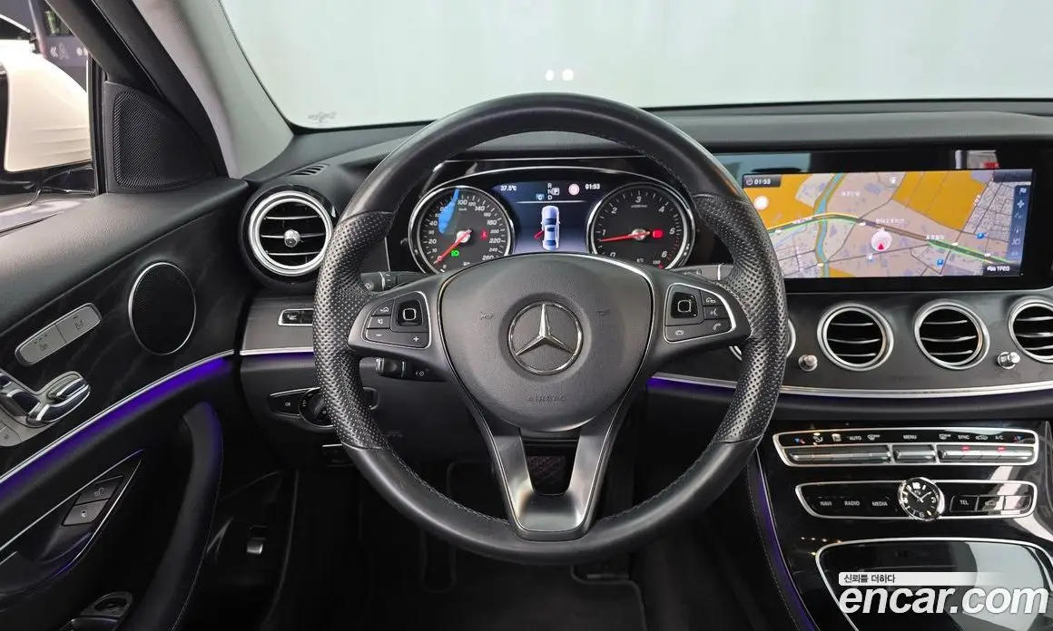 Mercedes-Benz E-Class 2016 1.9 автомат (гидро), фото 13 Mercedes-Benz E-Class 2016 1.9 автомат (гидро), фото 13