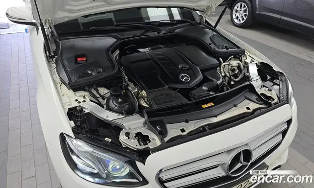 Mercedes-Benz E-Class 2016 1.9 автомат (гидро), миниатюра 6 Mercedes-Benz E-Class 2016 1.9 автомат (гидро), миниатюра 6
