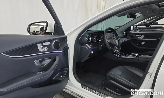 Mercedes-Benz E-Class 2016 1.9 автомат (гидро), миниатюра 10 Mercedes-Benz E-Class 2016 1.9 автомат (гидро), миниатюра 10