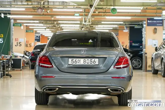 Mercedes-Benz E-Class 2019 2.0 автомат (гидро), миниатюра 4