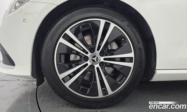 Mercedes-Benz E-Class 2021 2.0 автомат (гидро), миниатюра 5