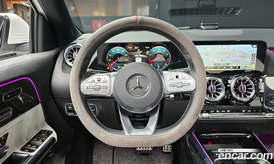 Mercedes-Benz GLA-Class 2022 2.0 автомат (гидро), фото 13