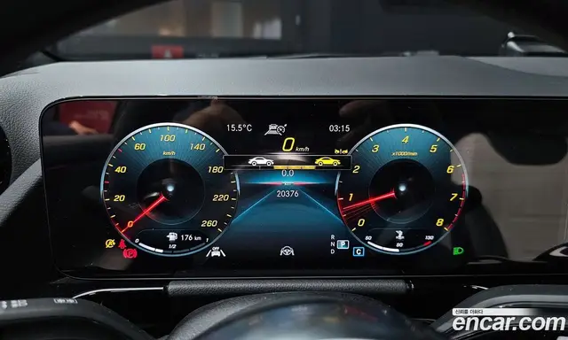 Mercedes-Benz GLA-Class 2022 2.0 автомат (гидро), миниатюра 8