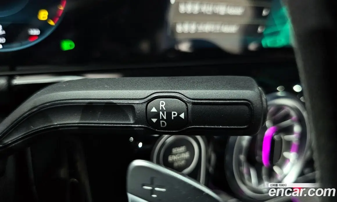 Mercedes-Benz GLA-Class 2022 2.0 автомат (гидро), фото 9