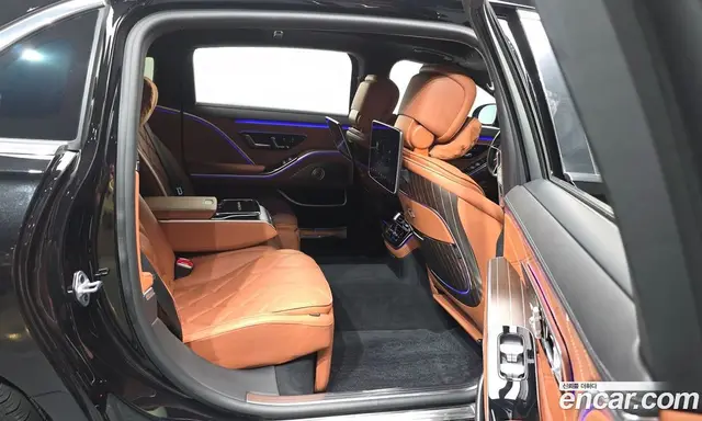Mercedes-Benz S-Class 2023 6.0 автомат (гидро), миниатюра 12