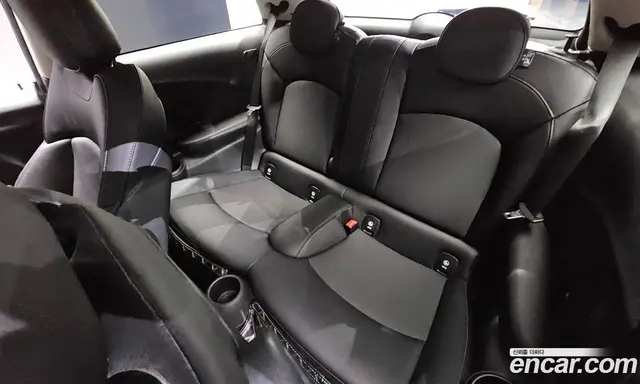Mini Cooper 2017 1.5 автомат (гидро), миниатюра 11