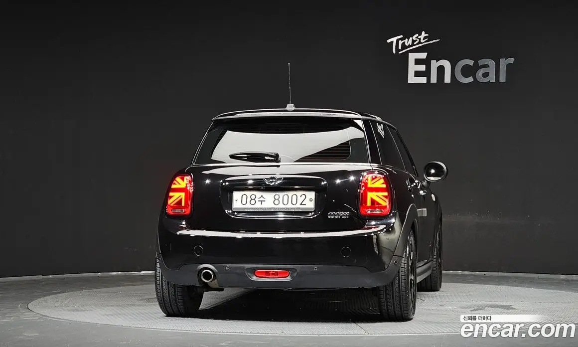 Mini Cooper 2017 1.5 автомат (гидро), фото 4