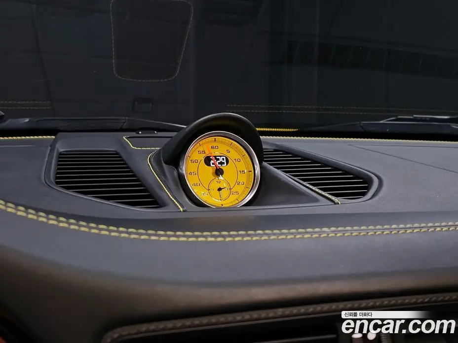 Porsche 911 2013 3.8 автомат (гидро), фото 18 Porsche 911 2013 3.8 автомат (гидро), фото 18