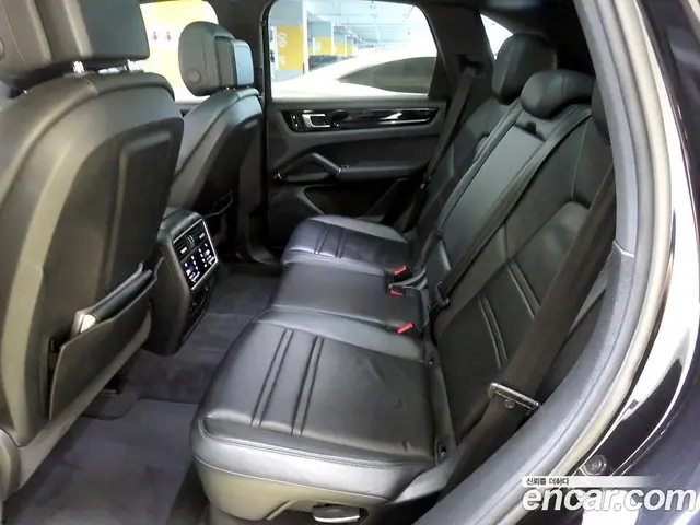 Porsche Cayenne 2019 3.0 автомат (гидро), миниатюра 6