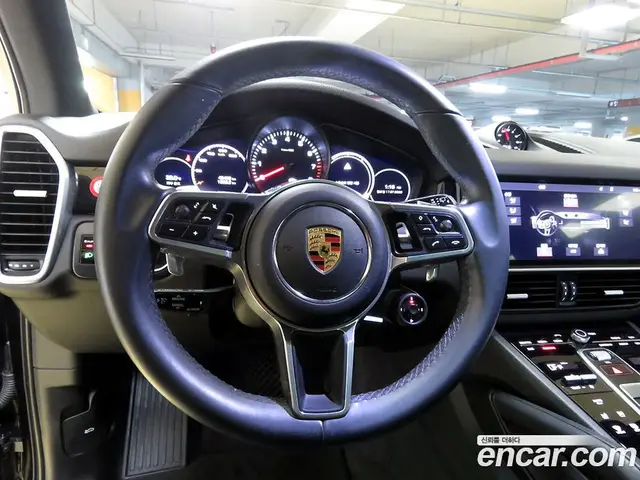 Porsche Cayenne 2019 3.0 автомат (гидро), миниатюра 8