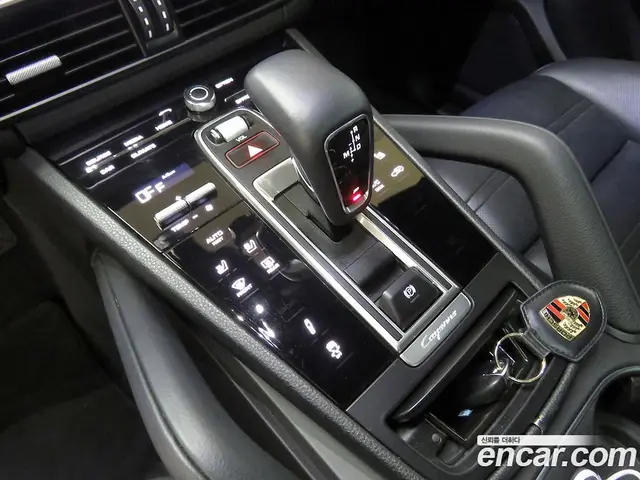 Porsche Cayenne 2019 3.0 автомат (гидро), миниатюра 10