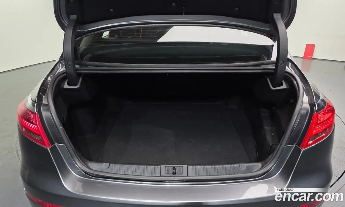 Renault (Samsung) SM7 2015 2.5 автомат (гидро), фото 20 Renault (Samsung) SM7 2015 2.5 автомат (гидро), фото 20